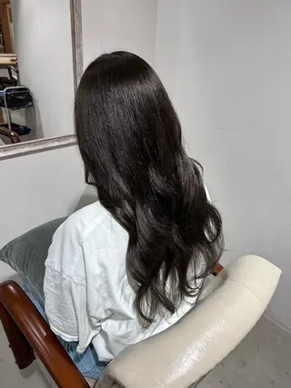 ロング カラー 瀬川 夏緒のヘアスタイル