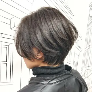 ショート カラー レイヤー⭐️カラー ⭐️平川雅史のヘアスタイル