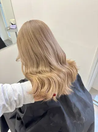 セミロング カラー 🎀ブリーチモデル 🎀募集中/moyuのヘアスタイル