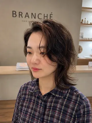 ミディアム パーマ 穐山 翔也のヘアスタイル