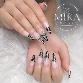 ネイル Mika Nails 心斎橋のネイルデザイン