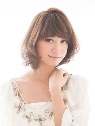 ショート カラー パーマ Trip by NYNY(トリップ)のヘアスタイル