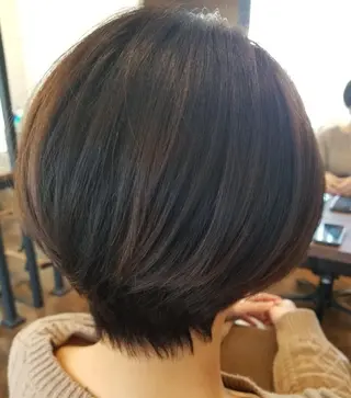 ショート カラー 松浦 正春のヘアスタイル
