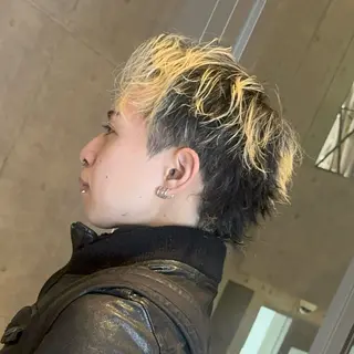 メンズ アニメデザイン美容師 ブリーチカラー/僚汰のヘアスタイル