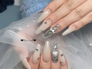 ネイル shine 🎀 長さだし&デザインのネイルデザイン