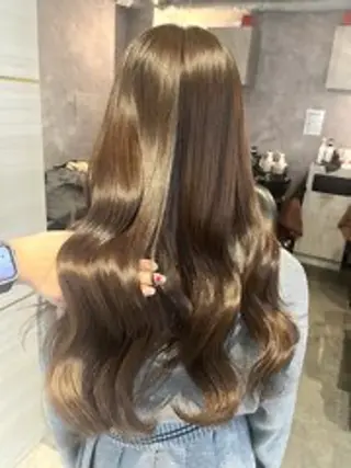 ロング カラー 💜eluあやね💜 🫧カラー・縮毛矯正のヘアスタイル