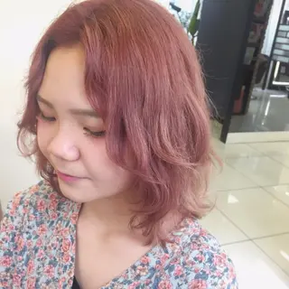 ショート カラー 大平 美沙のヘアスタイル
