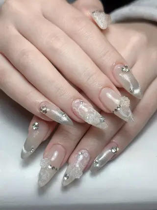ネイル NIE NAIL Luxeのネイルデザイン