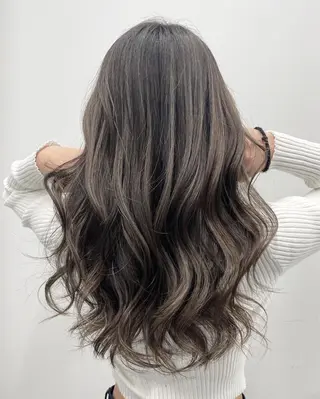 ロング カラー 【公式】amble luxe池袋東口🩷のヘアスタイル