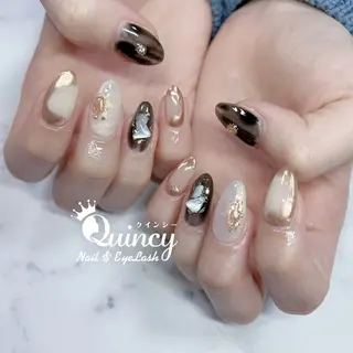 ネイル Quincy ネイル&アイラッシュのマツエク・マツパデザイン