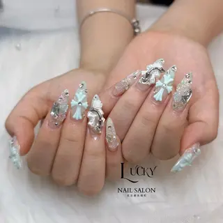 ネイル Lucky Nail Salonのネイルデザイン