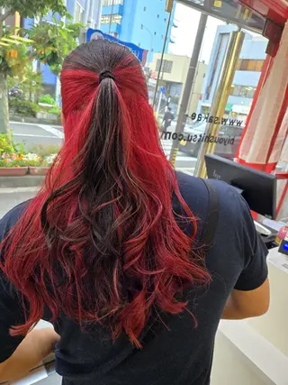 ロング カラー 遠藤 史秋のヘアスタイル