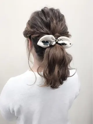 ミディアム ヘアアレンジ 沢田 瞳のヘアスタイル