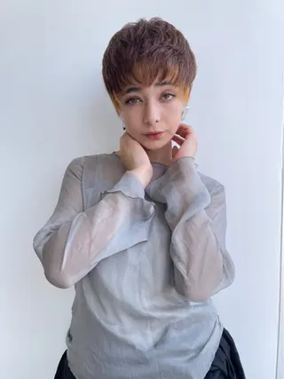 ショート 盛れるレイヤー🧡 飯田亘貴のヘアスタイル