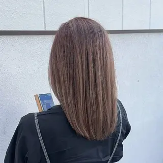 セミロング カラー 飯田 智也のヘアスタイル