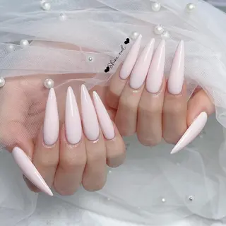 ネイル サイナネイル🎀 長さ出し専門店のネイルデザイン