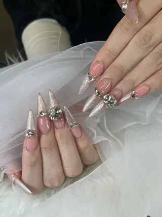 ネイル NiJi Nailsのネイルデザイン