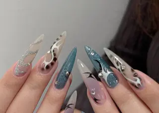 ネイル エリ🫧 nail池袋東口のネイルデザイン
