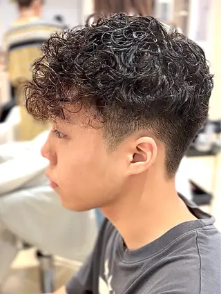 パーマ メンズ 🩵波巻き／ツイスパ HARU💎のヘアスタイル