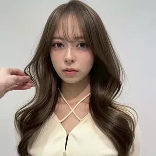 カラー うる艶トレンド🪞 DISCO銀座のヘアスタイル