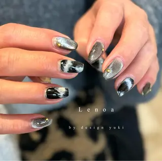 ネイル Tielu Yukiのネイルデザイン