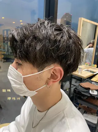 パーマ メンズ 似合う髪型見つけます AYAKAのヘアスタイル