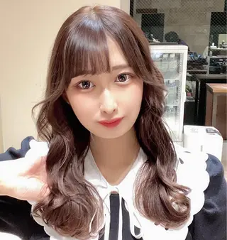 ロング カラー 顔まわりの神様✨ 透明感カラー藤嶋秀幸のヘアスタイル