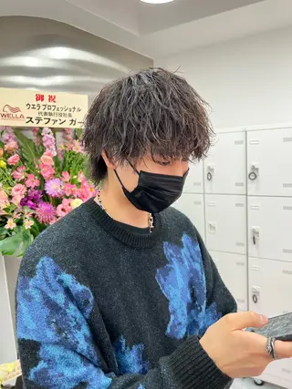 ミディアム パーマ メンズ メンズパーマ特化 TAIGAのヘアスタイル