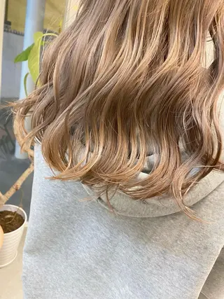 ロング カラー ハイトーン×似合わせ 🌱中川慎之介のヘアスタイル