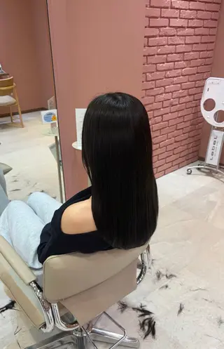セミロング カラー 聖菜/ hina /レイヤー/艶カラーのヘアスタイル