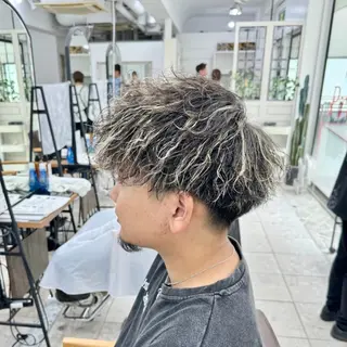 パーマ メンズパーマ 特化Enhanceのヘアスタイル