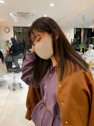 セミロング カラー パーマ チバ タクミのヘアスタイル