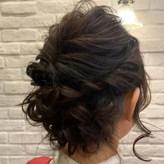 ミディアム ヘアアレンジ SHANTi 飯塚 ヘアセット/髪質改善のヘアスタイル