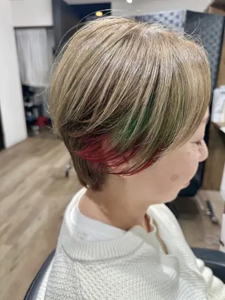 ショート カラー NOA 青木のヘアスタイル