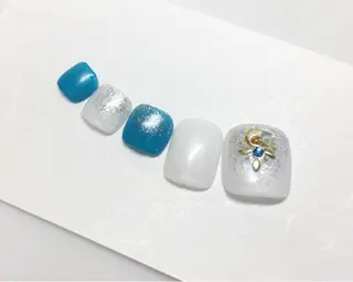 カラー ヘアアレンジ ネイル マツエク・マツパ フェリーチェ瑞江店 新山のネイルデザイン