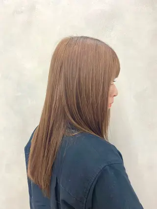 ロング カラー ヨコスカ チヒロのヘアスタイル