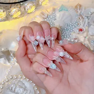 ネイル Lyna 池袋のネイルデザイン