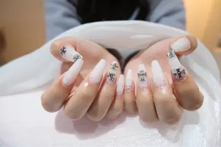 ネイル Anmi Nail 新宿のネイルデザイン