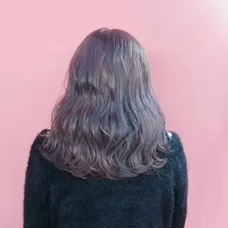 ミディアム カラー 櫻井 愛弓のヘアスタイル