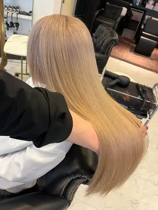ロング ケアブリーチ&シール エクステの店和田翔莉のヘアスタイル