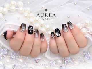 ネイル H-nail ロング/3D/Y2Kのネイルデザイン