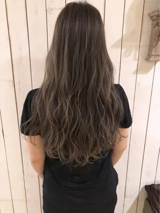 ロング Noe心斎橋 堀田 朋宏のヘアスタイル