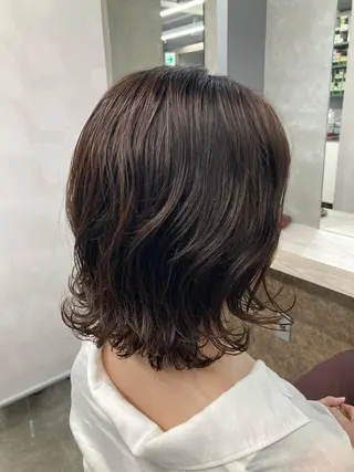 ミディアム パーマ ブリーチ&似合せボブ 田中寛十のヘアスタイル