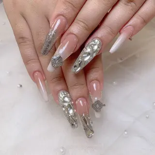 ネイル Amina nail salonのネイルデザイン