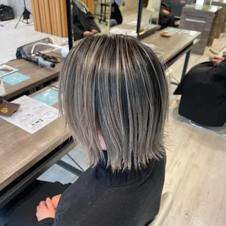 ミディアム デザインカラー、艶髪 大塚 耕平のヘアスタイル