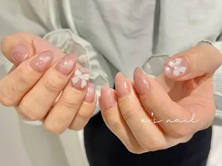 ネイル e’s nail Lumièreのネイルデザイン