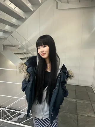 ロング 田中 蘭菜のヘアスタイル