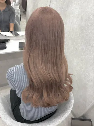 ロング カラー ヘアメイク アン/ ブリーチカラーのヘアスタイル