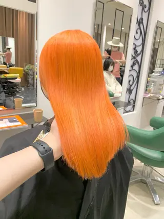 ミディアム カラー 🫧艶ダブルカラー ブリーチ🫧トモヤのヘアスタイル