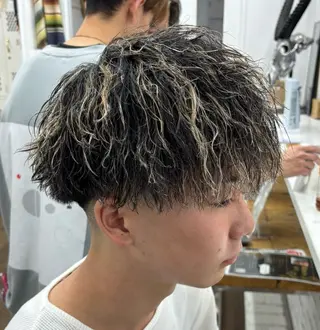 カラー パーマ メンズ メンズ特化サロン Ryomaのヘアスタイル